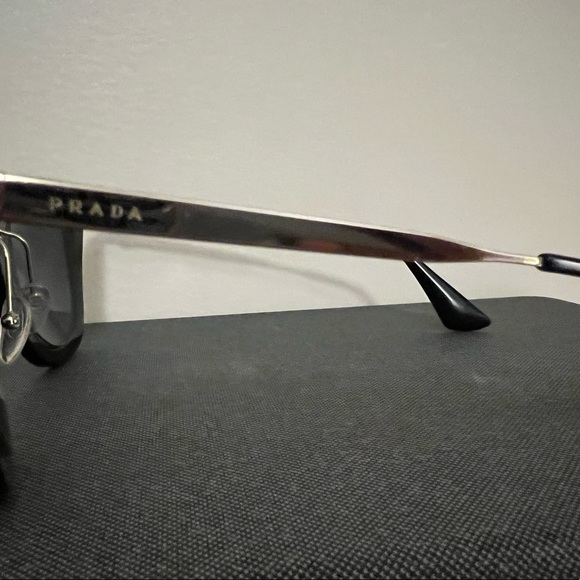 Prada frames - Picture 5 of 7